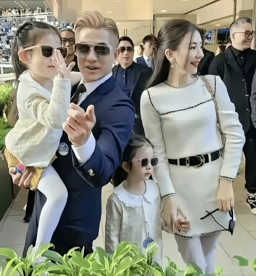 她只是比一般女孩幸运太多人嫉妒罢了j9国